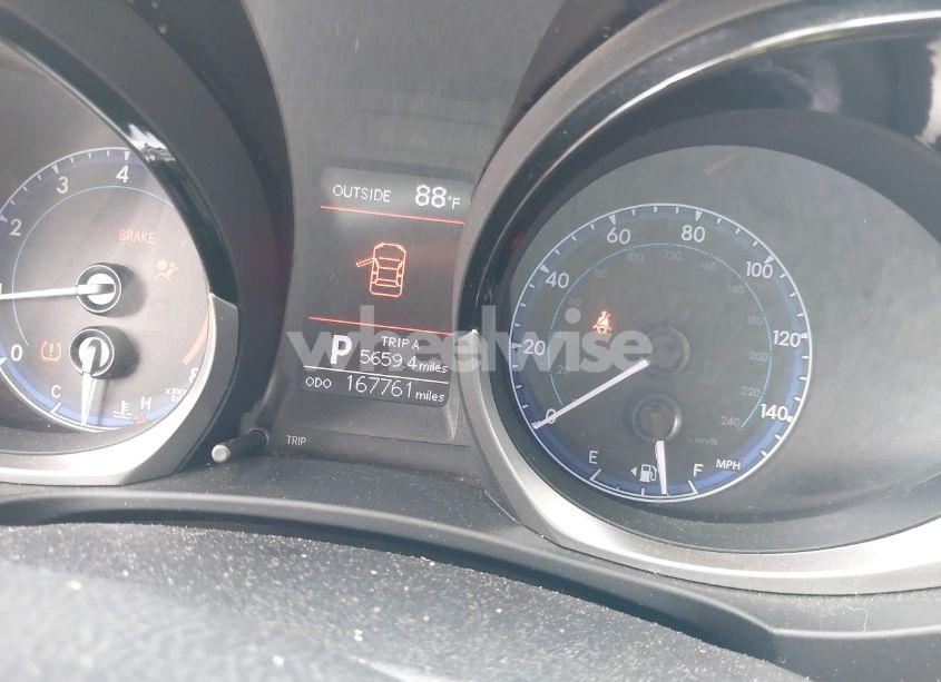 Photo 7 of 2014 Toyota Corolla S PLUS (VIN 5YFBURHE4EP000422)