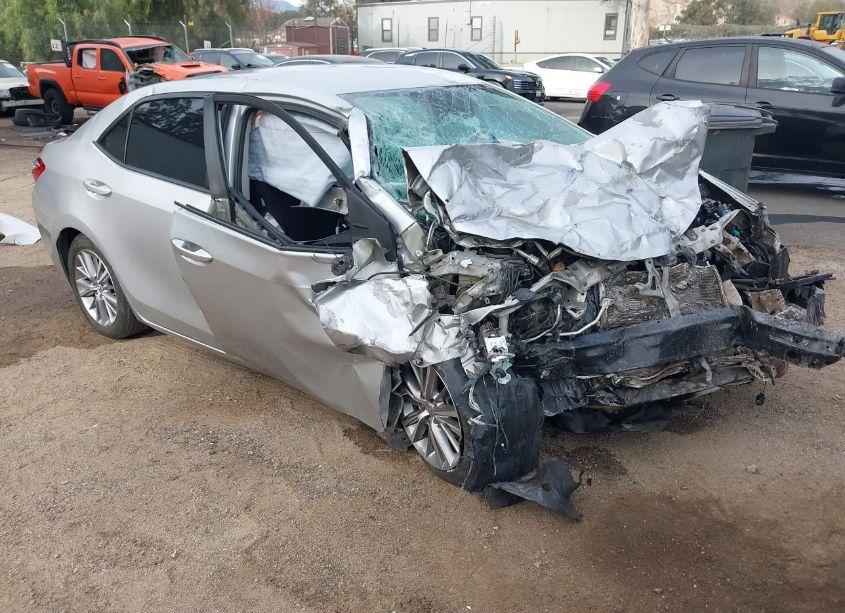 2014 Toyota Corolla LE PLUS (VIN 5YFBURHE4EP014255) main photo