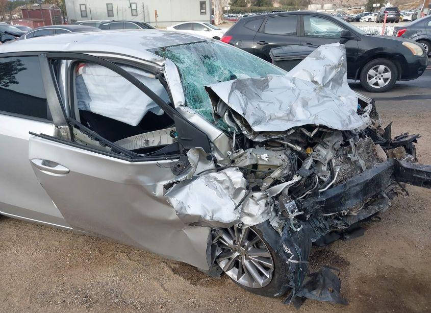 Photo 16 of 2014 Toyota Corolla LE PLUS (VIN 5YFBURHE4EP014255)