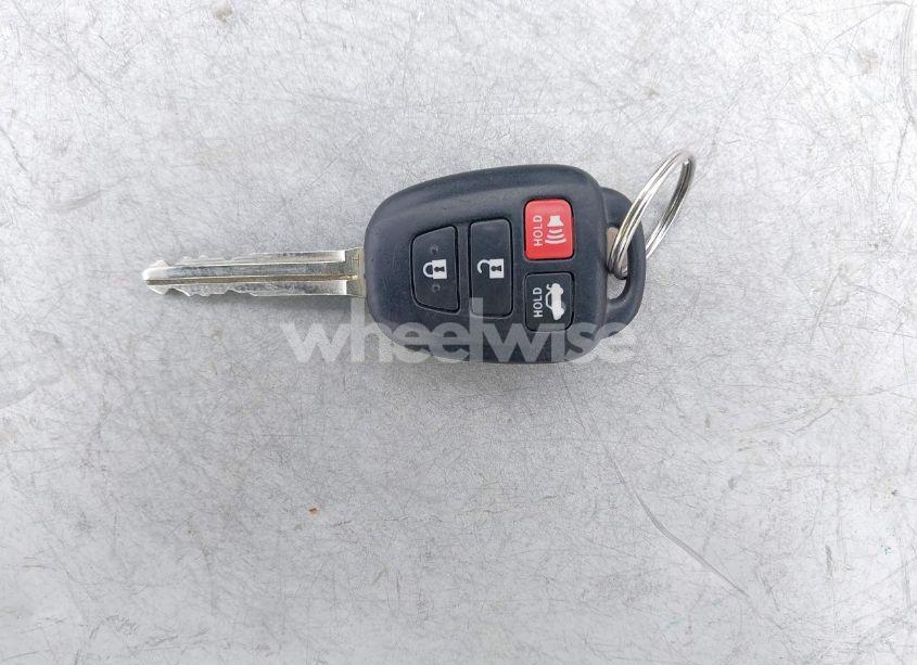 Photo 11 of 2014 Toyota Corolla S PLUS (VIN 5YFBURHE4EP022193)