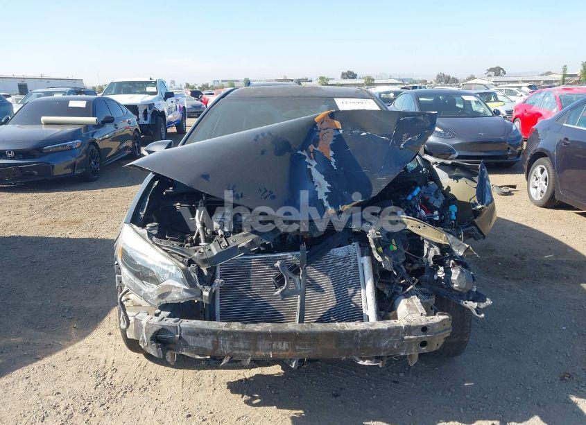 Photo 12 of 2014 Toyota Corolla S PLUS (VIN 5YFBURHE4EP028995)