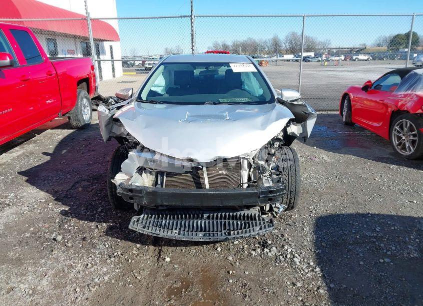 Photo 12 of 2014 Toyota Corolla S PLUS (VIN 5YFBURHE4EP039673)