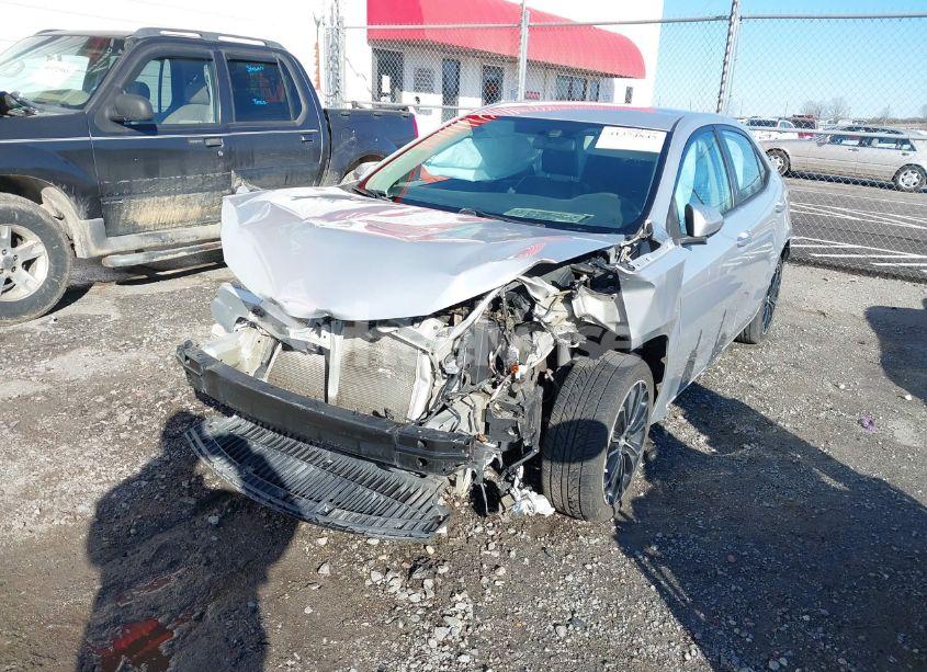 Photo 6 of 2014 Toyota Corolla S PLUS (VIN 5YFBURHE4EP039673)