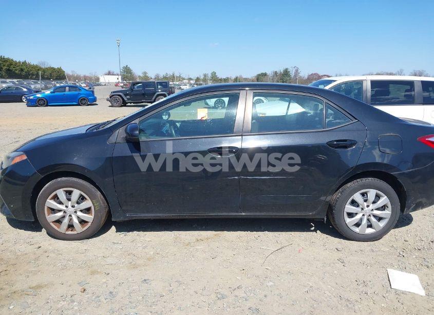 Photo 14 of 2014 Toyota Corolla LE (VIN 5YFBURHE4EP117997)