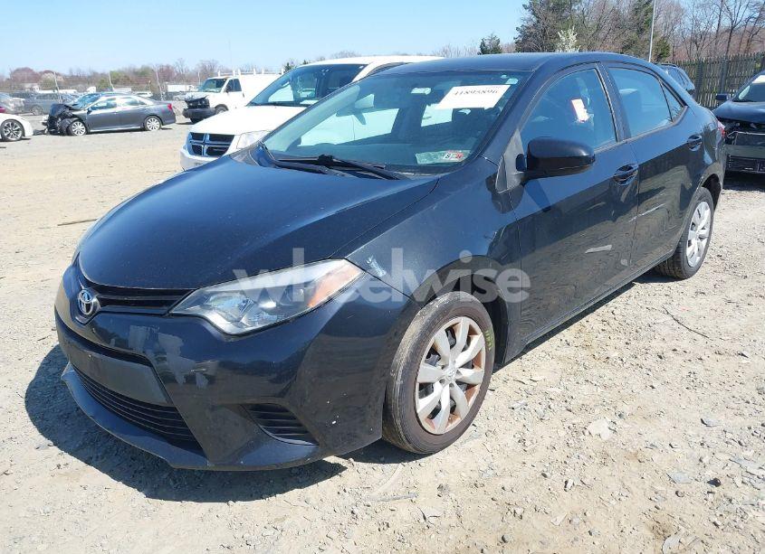 Photo 2 of 2014 Toyota Corolla LE (VIN 5YFBURHE4EP117997)