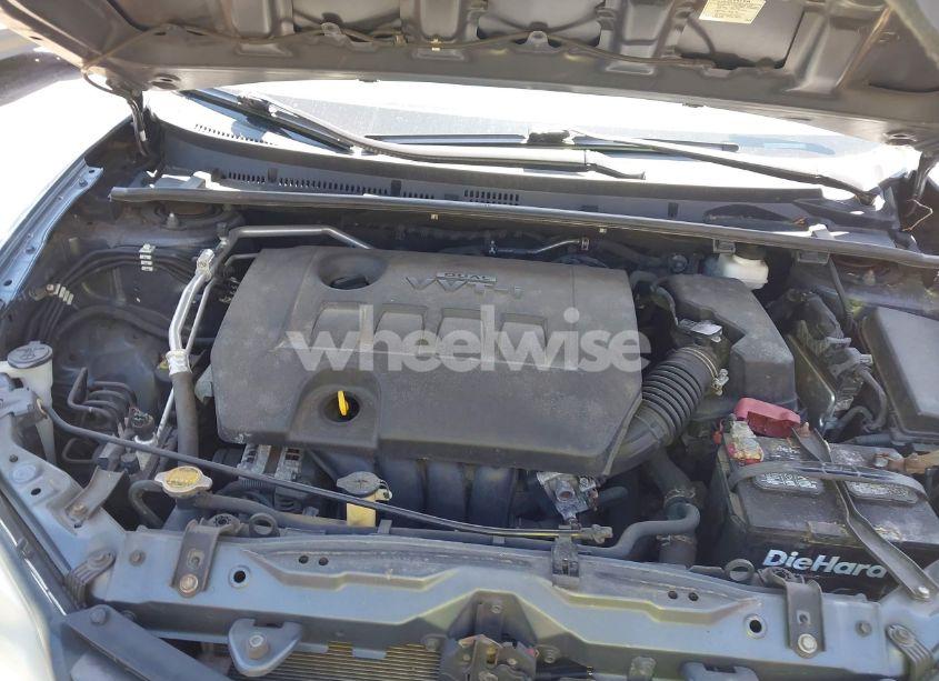 Photo 10 of 2014 Toyota Corolla LE (VIN 5YFBURHE4EP120544)