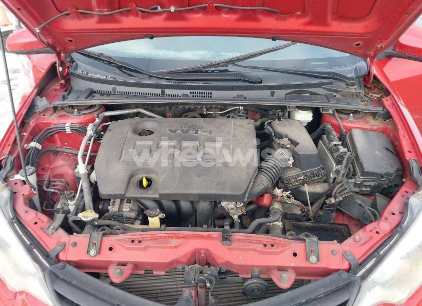 Photo 10 of 2014 Toyota Corolla LE (VIN 5YFBURHE4EP136176)