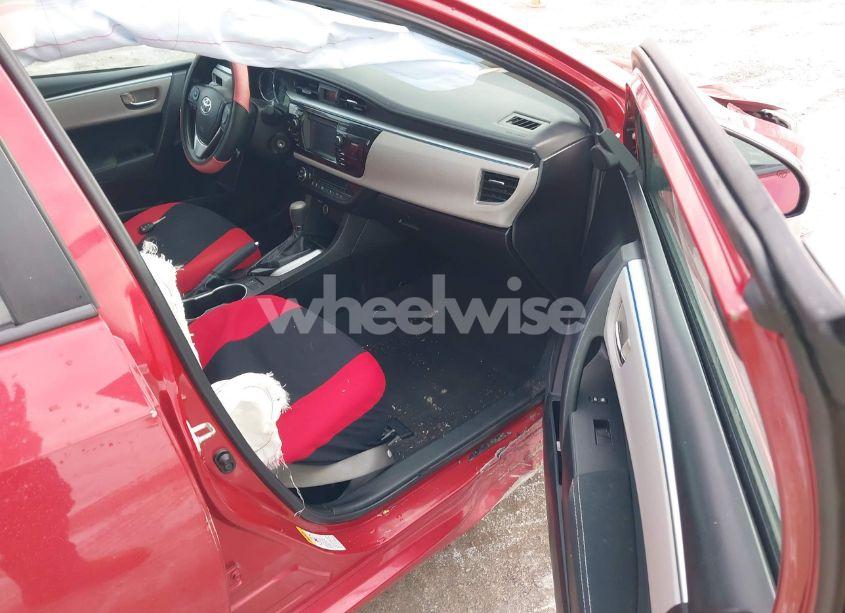 Photo 5 of 2014 Toyota Corolla LE (VIN 5YFBURHE4EP136176)