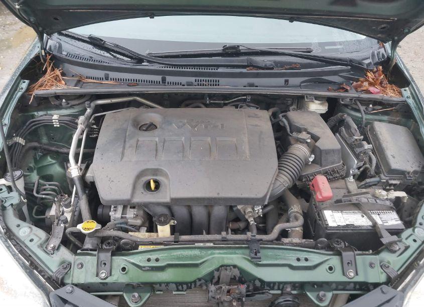 Photo 10 of 2014 Toyota Corolla LE (VIN 5YFBURHE4EP171171)