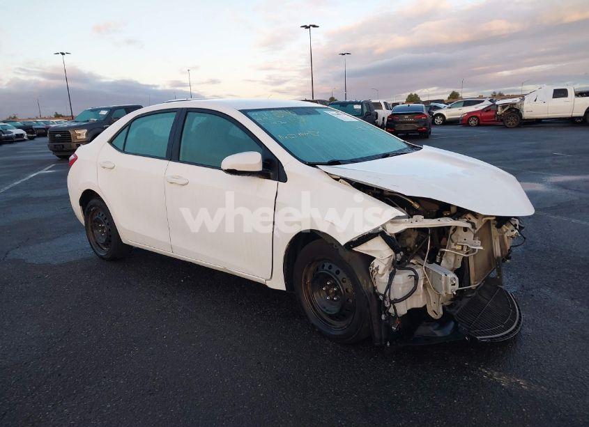 2014 Toyota Corolla LE (VIN 5YFBURHE4EP171896) main photo