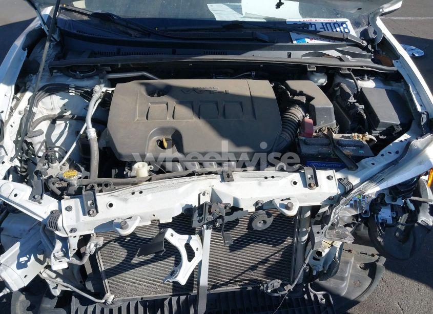 Photo 10 of 2014 Toyota Corolla LE (VIN 5YFBURHE4EP171896)