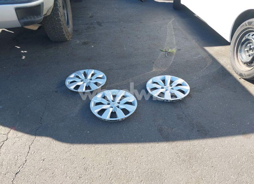 Photo 12 of 2014 Toyota Corolla LE (VIN 5YFBURHE4EP171896)