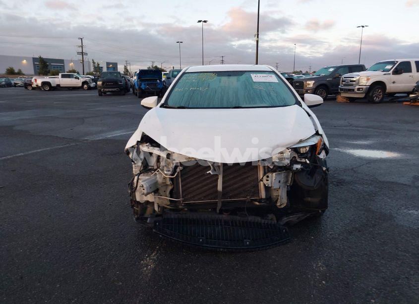 Photo 13 of 2014 Toyota Corolla LE (VIN 5YFBURHE4EP171896)