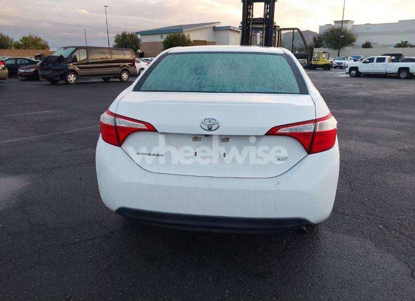 Photo 17 of 2014 Toyota Corolla LE (VIN 5YFBURHE4EP171896)