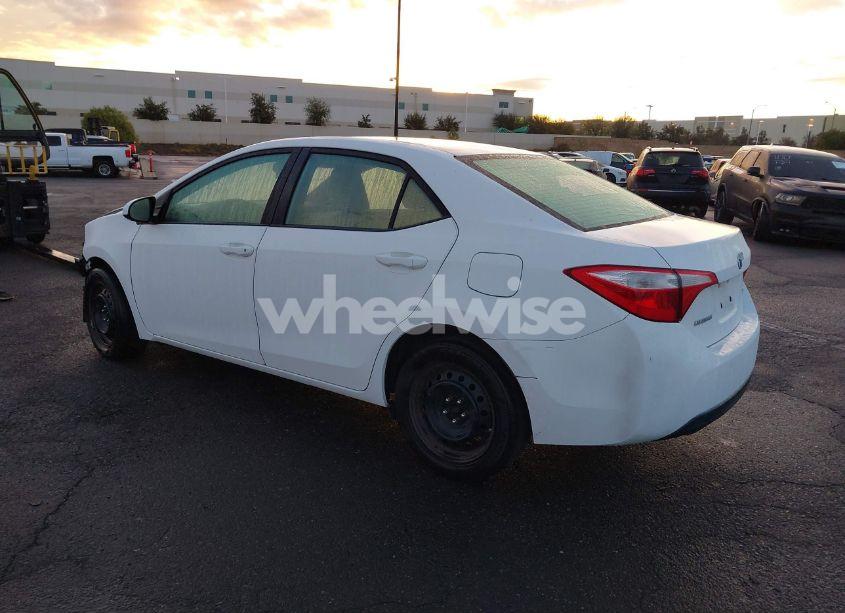 Photo 3 of 2014 Toyota Corolla LE (VIN 5YFBURHE4EP171896)