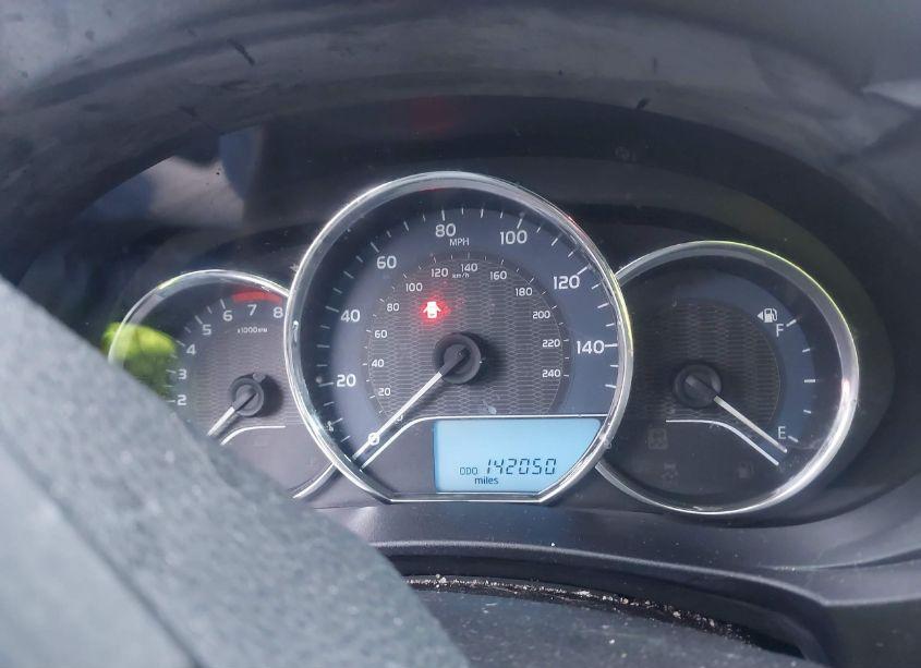 Photo 7 of 2015 Toyota Corolla LE (VIN 5YFBURHE4FP187968)