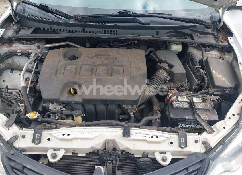 Photo 10 of 2015 Toyota Corolla S PLUS (VIN 5YFBURHE4FP189784)