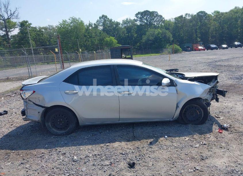 Photo 14 of 2015 Toyota Corolla L (VIN 5YFBURHE4FP193012)