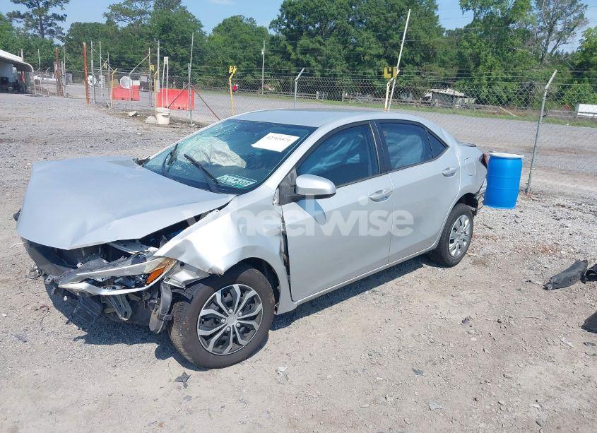 Photo 2 of 2015 Toyota Corolla L (VIN 5YFBURHE4FP193012)