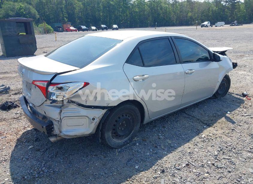 Photo 4 of 2015 Toyota Corolla L (VIN 5YFBURHE4FP193012)