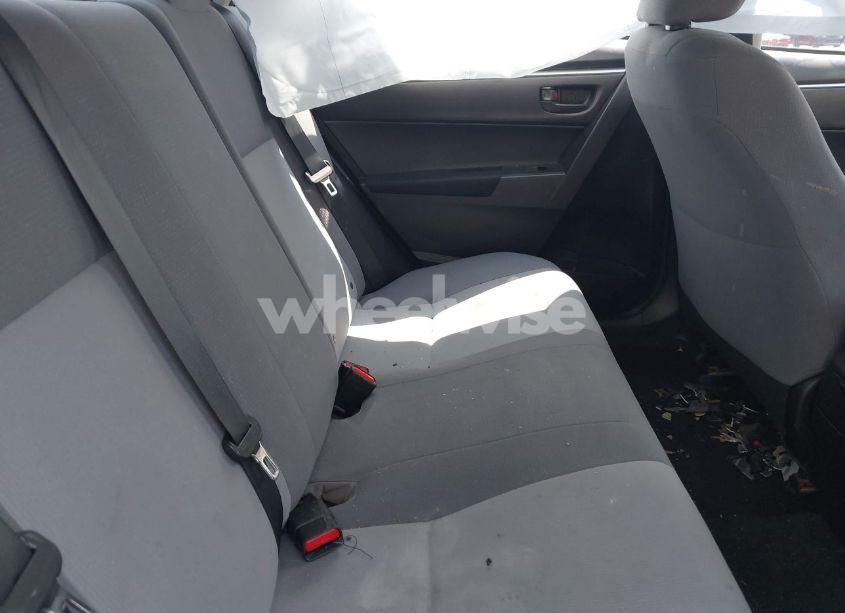 Photo 8 of 2015 Toyota Corolla L (VIN 5YFBURHE4FP193012)