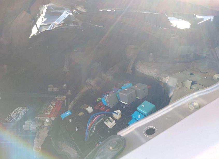 Photo 10 of 2015 Toyota Corolla L (VIN 5YFBURHE4FP193883)