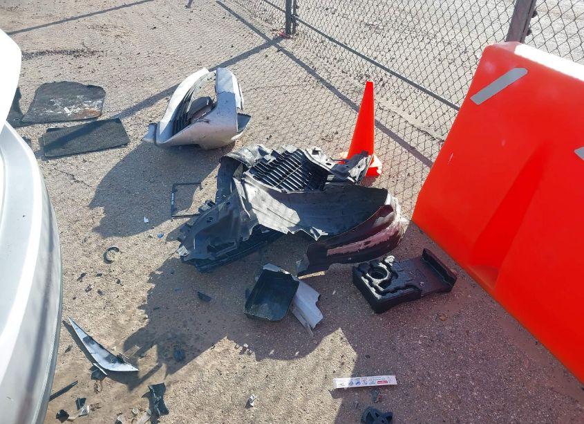 Photo 12 of 2015 Toyota Corolla L (VIN 5YFBURHE4FP193883)