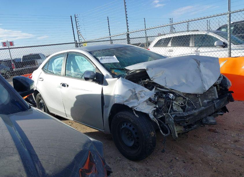 Photo 14 of 2015 Toyota Corolla L (VIN 5YFBURHE4FP193883)