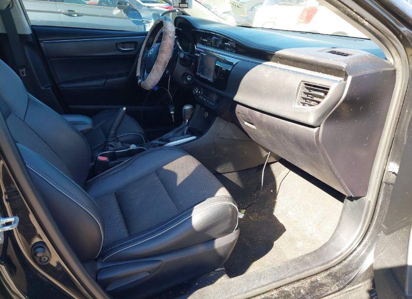 Photo 5 of 2015 Toyota Corolla S (VIN 5YFBURHE4FP204185)