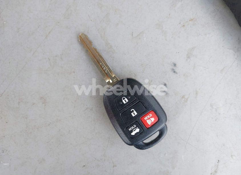 Photo 11 of 2015 Toyota Corolla LE/LE PLUS/LE PREMIUM (VIN 5YFBURHE4FP222878)