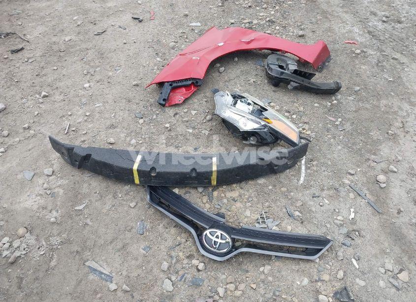 Photo 12 of 2015 Toyota Corolla LE PLUS (VIN 5YFBURHE4FP231225)