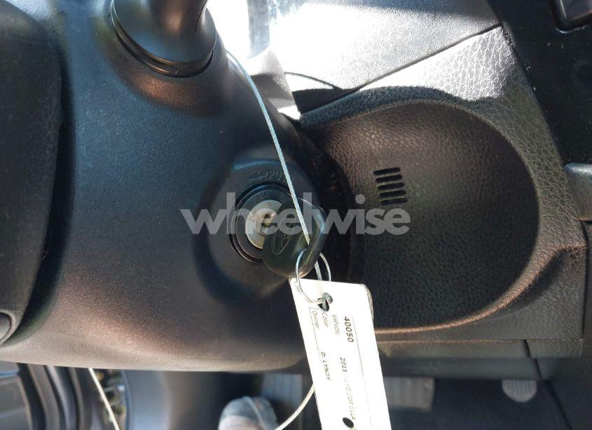 Photo 11 of 2015 Toyota Corolla L (VIN 5YFBURHE4FP233007)