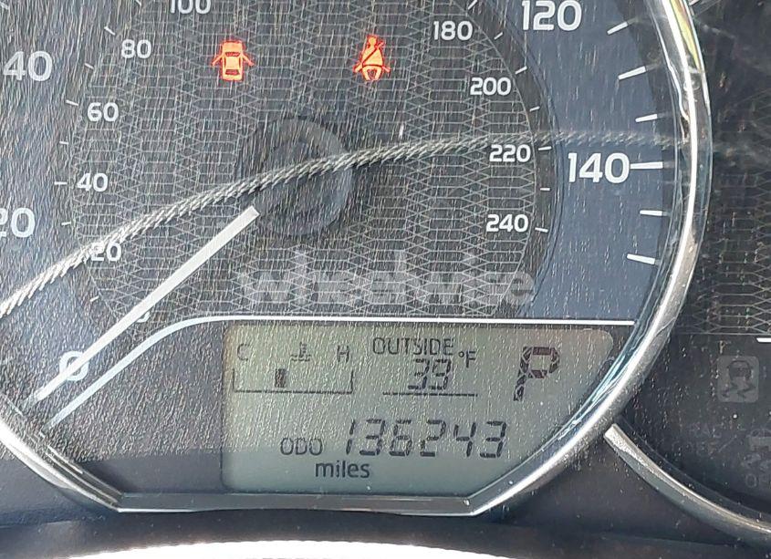 Photo 16 of 2015 Toyota Corolla L (VIN 5YFBURHE4FP233007)