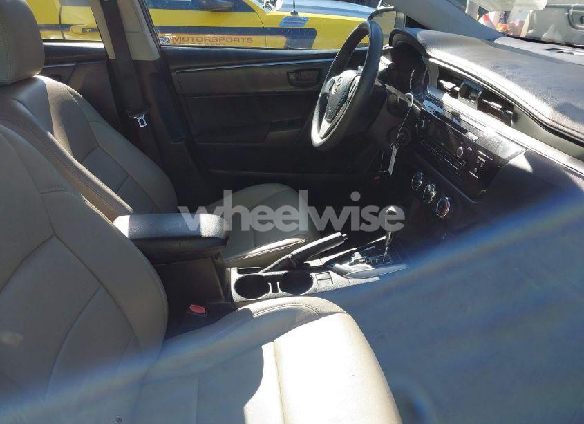 Photo 5 of 2015 Toyota Corolla L (VIN 5YFBURHE4FP233007)