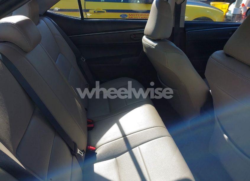 Photo 8 of 2015 Toyota Corolla L (VIN 5YFBURHE4FP233007)