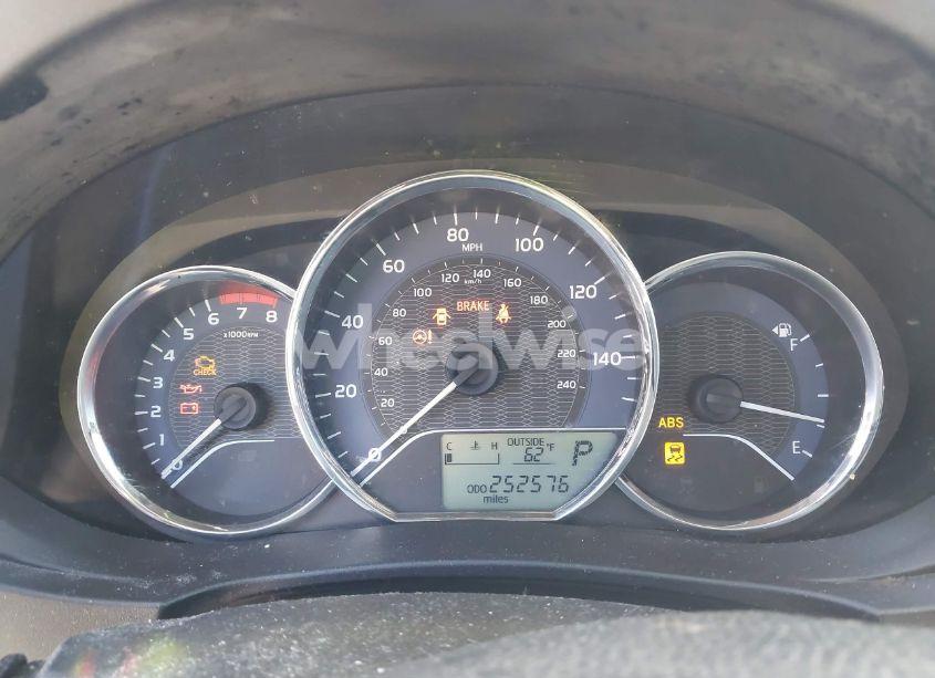 Photo 7 of 2015 Toyota Corolla LE (VIN 5YFBURHE4FP239745)