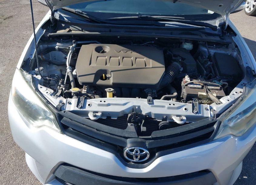 Photo 10 of 2015 Toyota Corolla L (VIN 5YFBURHE4FP254472)