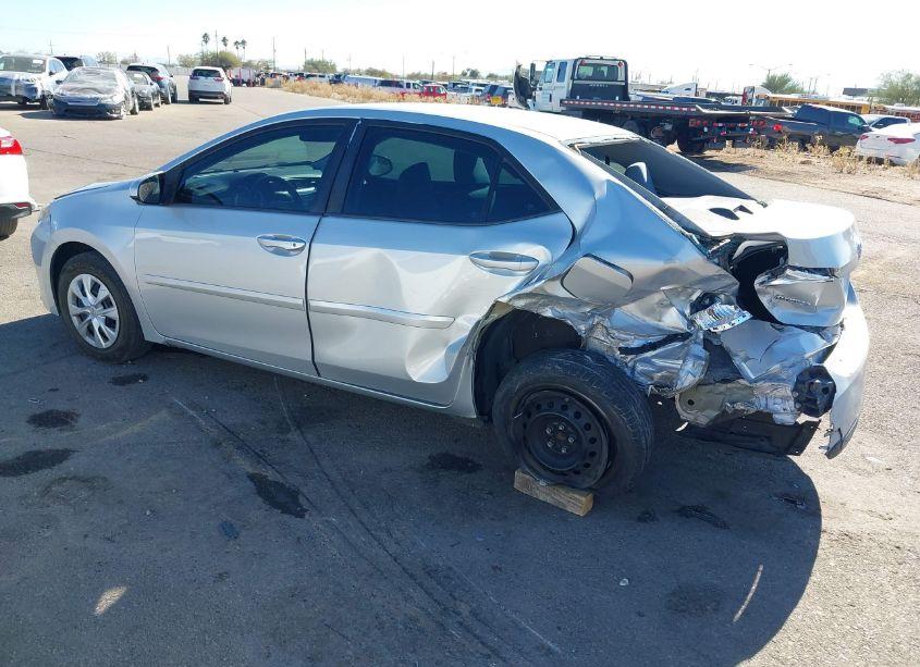 Photo 14 of 2015 Toyota Corolla L (VIN 5YFBURHE4FP254472)