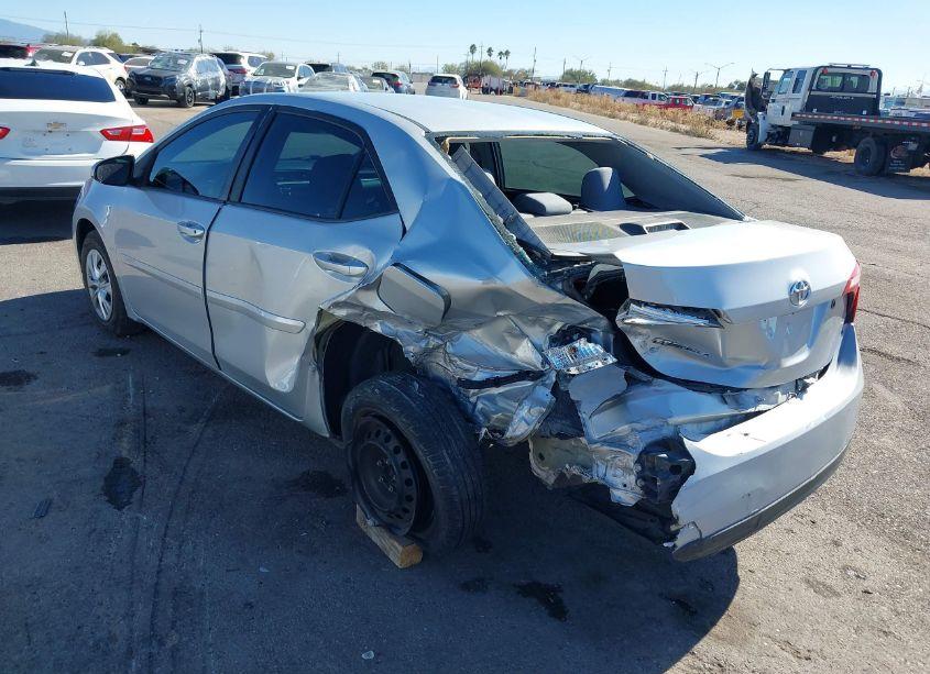 Photo 3 of 2015 Toyota Corolla L (VIN 5YFBURHE4FP254472)