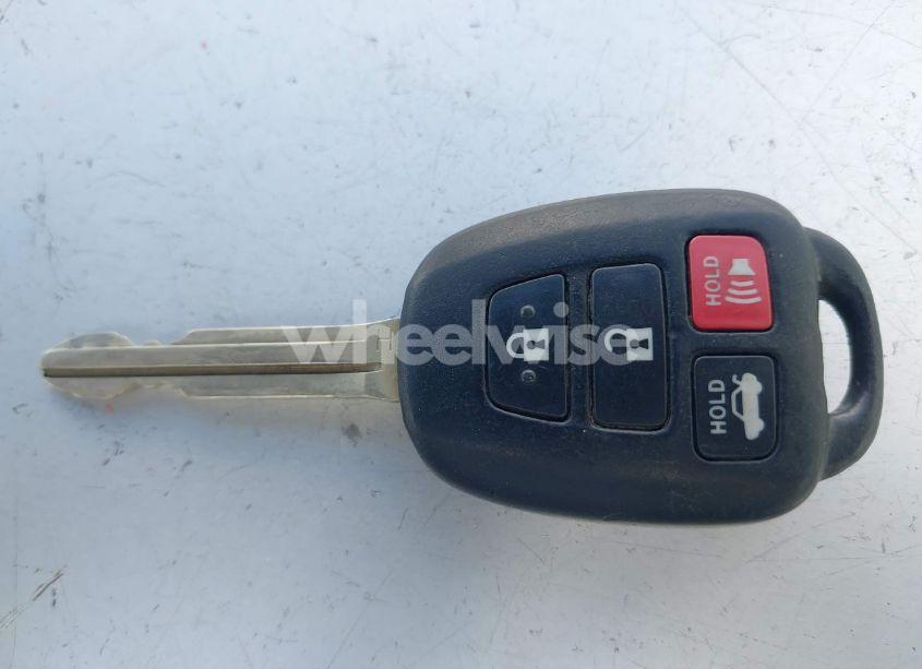 Photo 11 of 2015 Toyota Corolla S (VIN 5YFBURHE4FP260353)