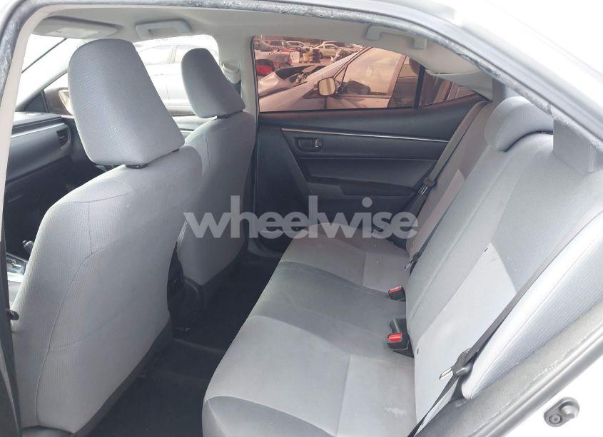 Photo 8 of 2015 Toyota Corolla L (VIN 5YFBURHE4FP276875)