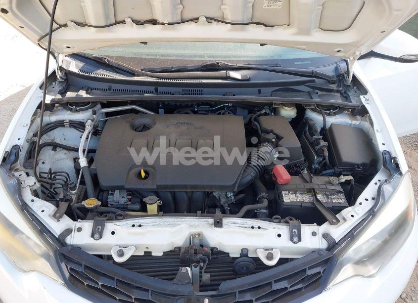 Photo 10 of 2015 Toyota Corolla S PLUS (VIN 5YFBURHE4FP278884)