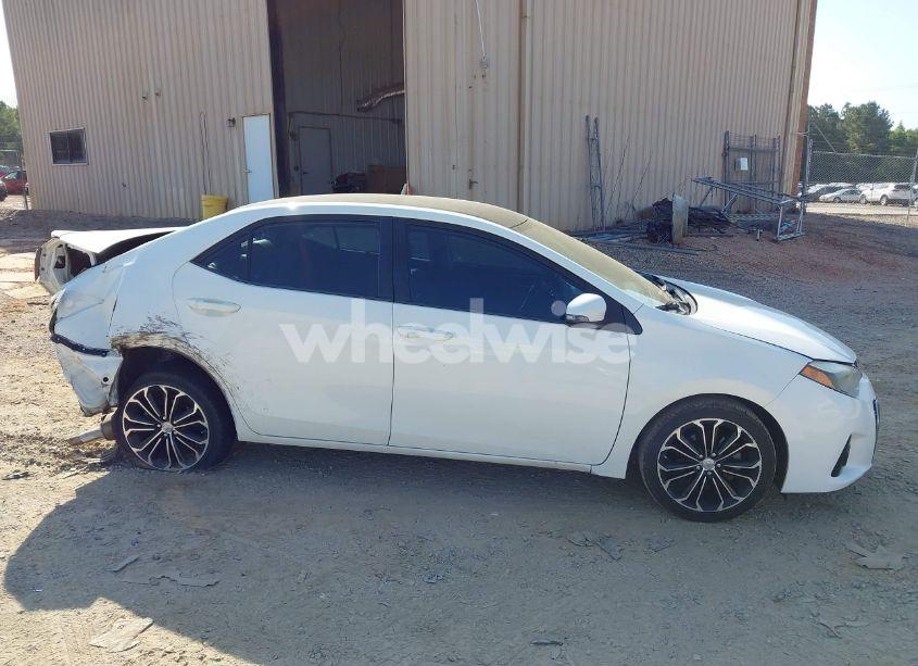 Photo 13 of 2015 Toyota Corolla S PLUS (VIN 5YFBURHE4FP278884)