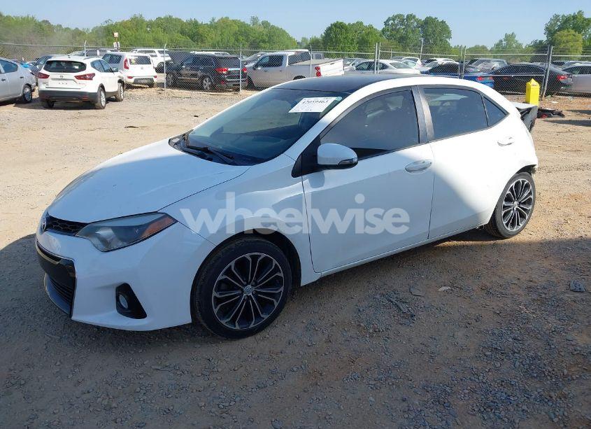 Photo 2 of 2015 Toyota Corolla S PLUS (VIN 5YFBURHE4FP278884)