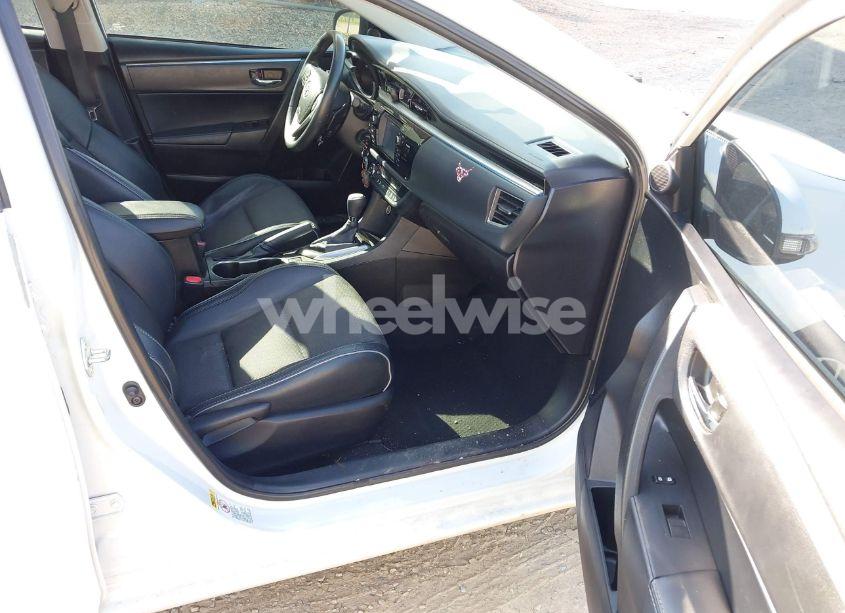 Photo 5 of 2015 Toyota Corolla S PLUS (VIN 5YFBURHE4FP278884)