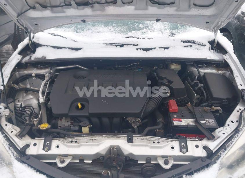 Photo 10 of 2015 Toyota Corolla S PLUS (VIN 5YFBURHE4FP284247)