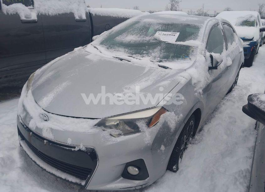 Photo 2 of 2015 Toyota Corolla S PLUS (VIN 5YFBURHE4FP284247)