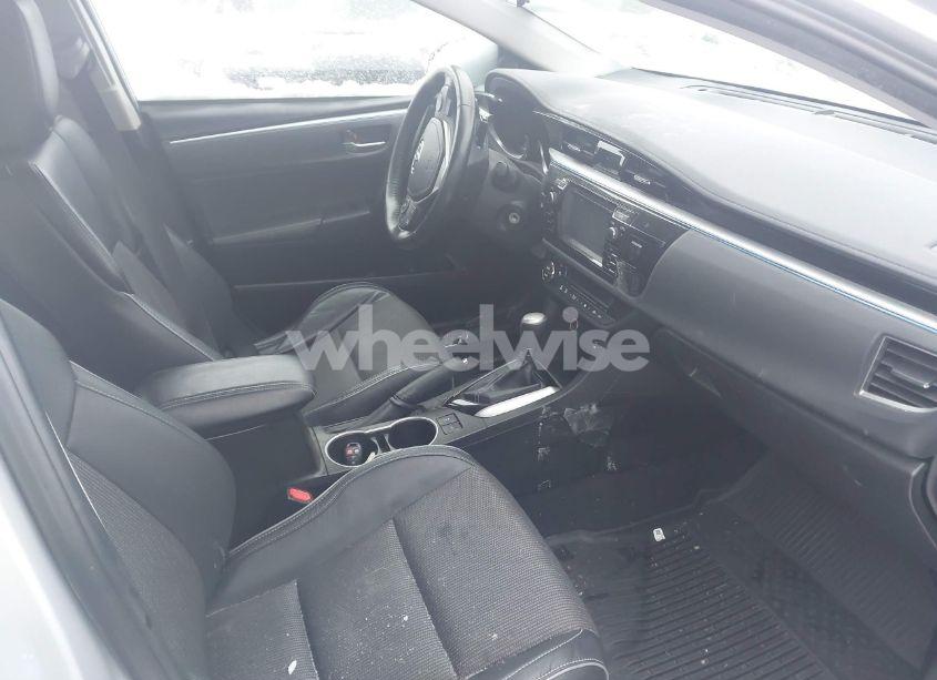 Photo 5 of 2015 Toyota Corolla S PLUS (VIN 5YFBURHE4FP284247)