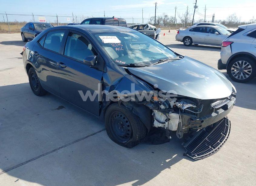 2015 Toyota Corolla L (VIN 5YFBURHE4FP291635) main photo