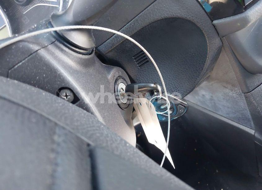 Photo 11 of 2015 Toyota Corolla L (VIN 5YFBURHE4FP291635)